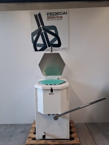 ART. 023 TRANCIA ESAGONALE MANUALE USATA